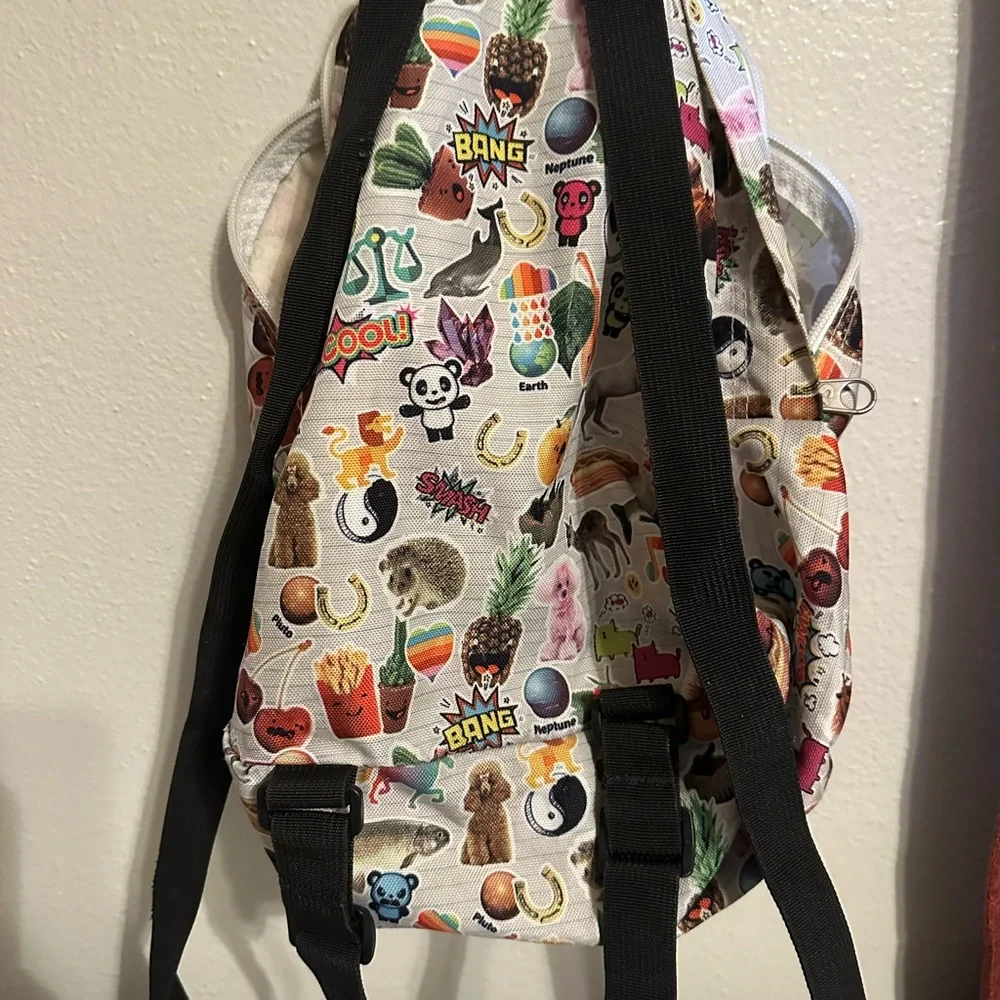 Mini backpack 🎒 - Picture 3 of 5